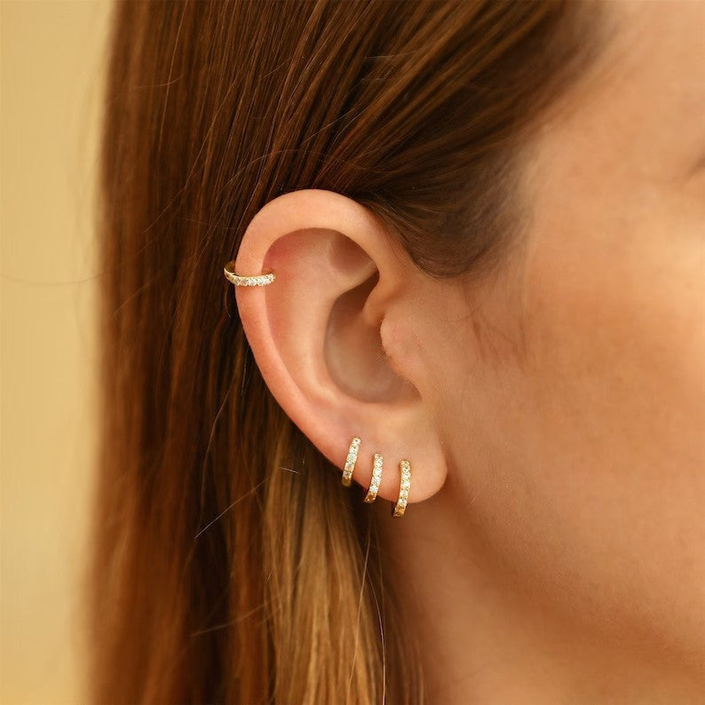 Damen Ohrstecker-Set mit eleganten Spiralen und funkelnden Akzenten Shop Nory