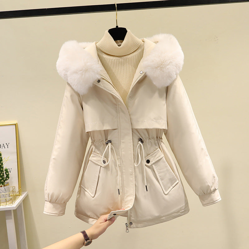 Damen nan taillierter Kurzparka mit Kordelzugtaillierung, Kapuze und großen Pattentaschen Shop Nory