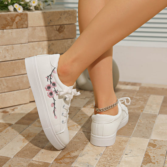 Damen Plateausneaker mit floraler Stickerei und gepolstertem Komfortfußbett Shop Nory