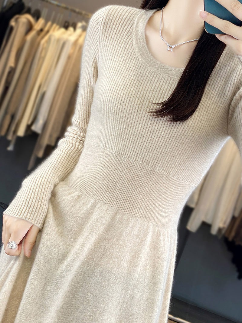 Damen Langärmeliges Midikleid aus Feinstrick mit taillierter A‑Linien‑Silhouette Shop Nory