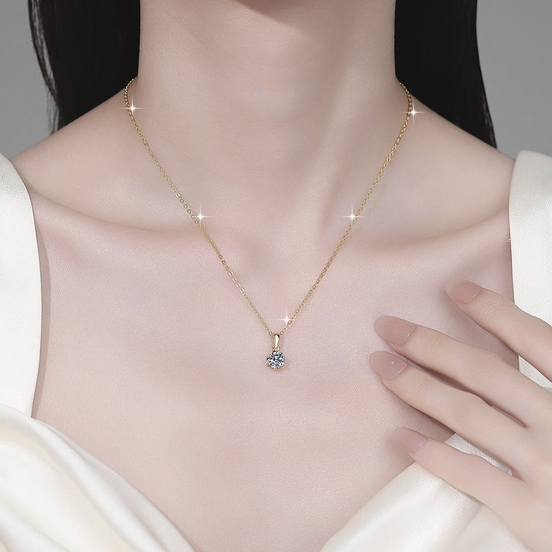 Damen Halskette mit funkelndem Kristall-Anhänger und zartem Design Shop Nory