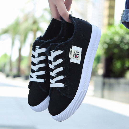 Damen Backless Denim-Slip-On Sneaker mit Schnürdetail und gepolstertem Fußbett Shop Nory