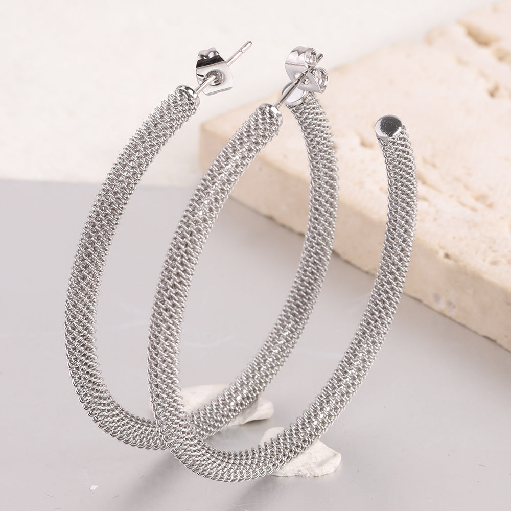 Damen Creolen mit modernem gedrehtem Design Shop Nory