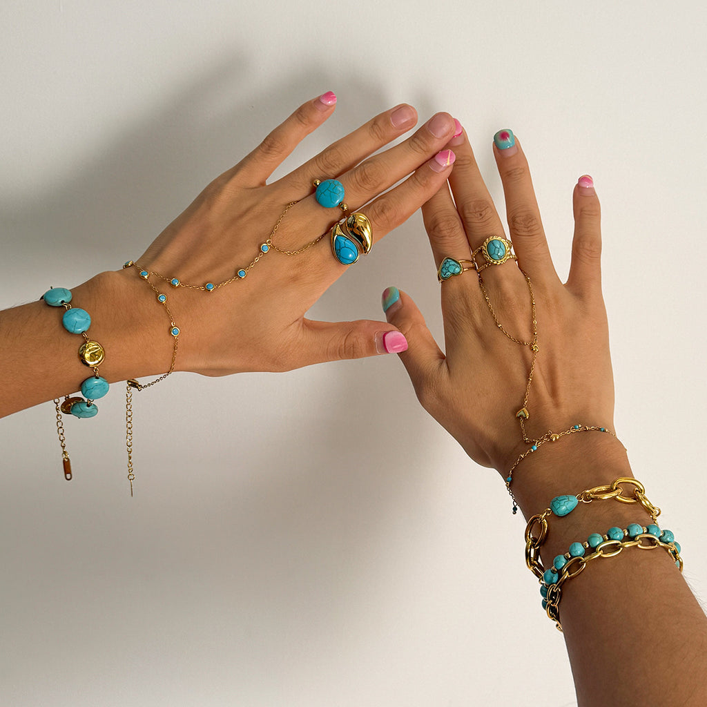 Damen Offenes Armband mit herzförmigem Türkisstein und hypoallergener Edelstahlverarbeitung Shop Nory