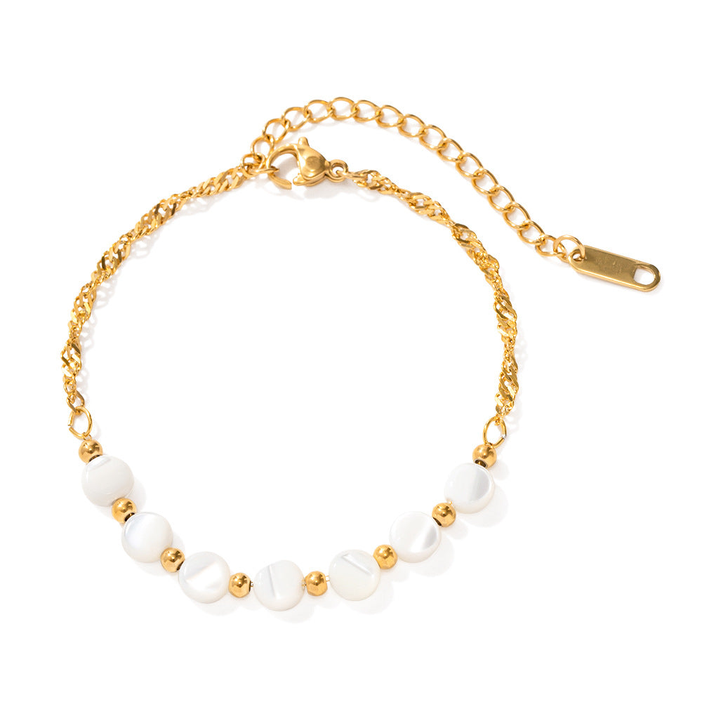 Damen Armband mit eleganten Perlenakzenten und modernem Kettendesign Shop Nory