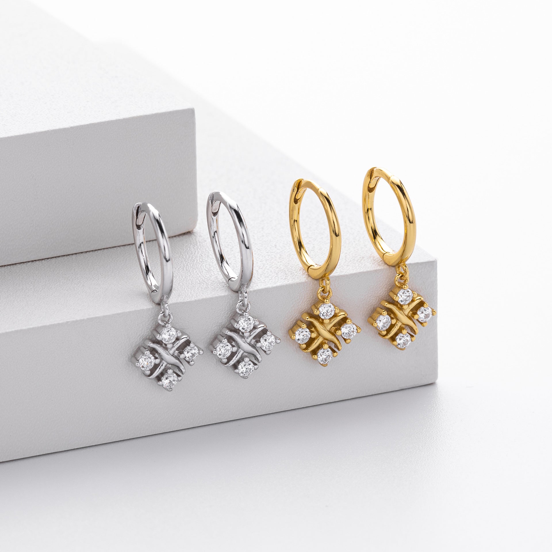 Damen Ohrhänger mit luxuriösem Zirkonanhänger aus hochwertigem 925 Sterlingsilber Shop Nory
