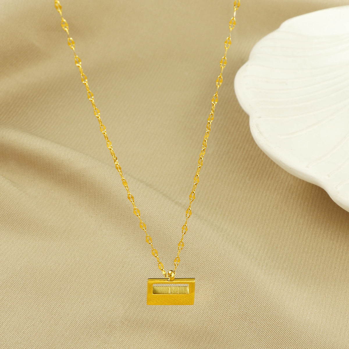 Frauen Modern Minimalistische Rechteck Anhänger Halskette Shop Nory