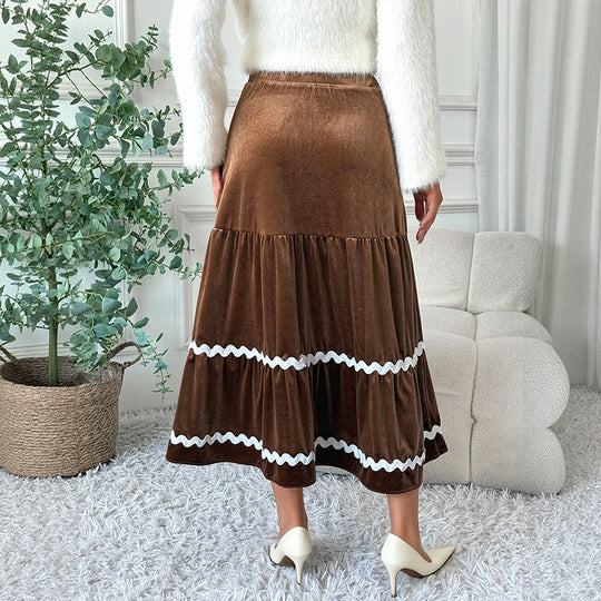 Damen Taillierter Samt‑Midirock mit Stufen‑Volants und Zierborte Shop Nory