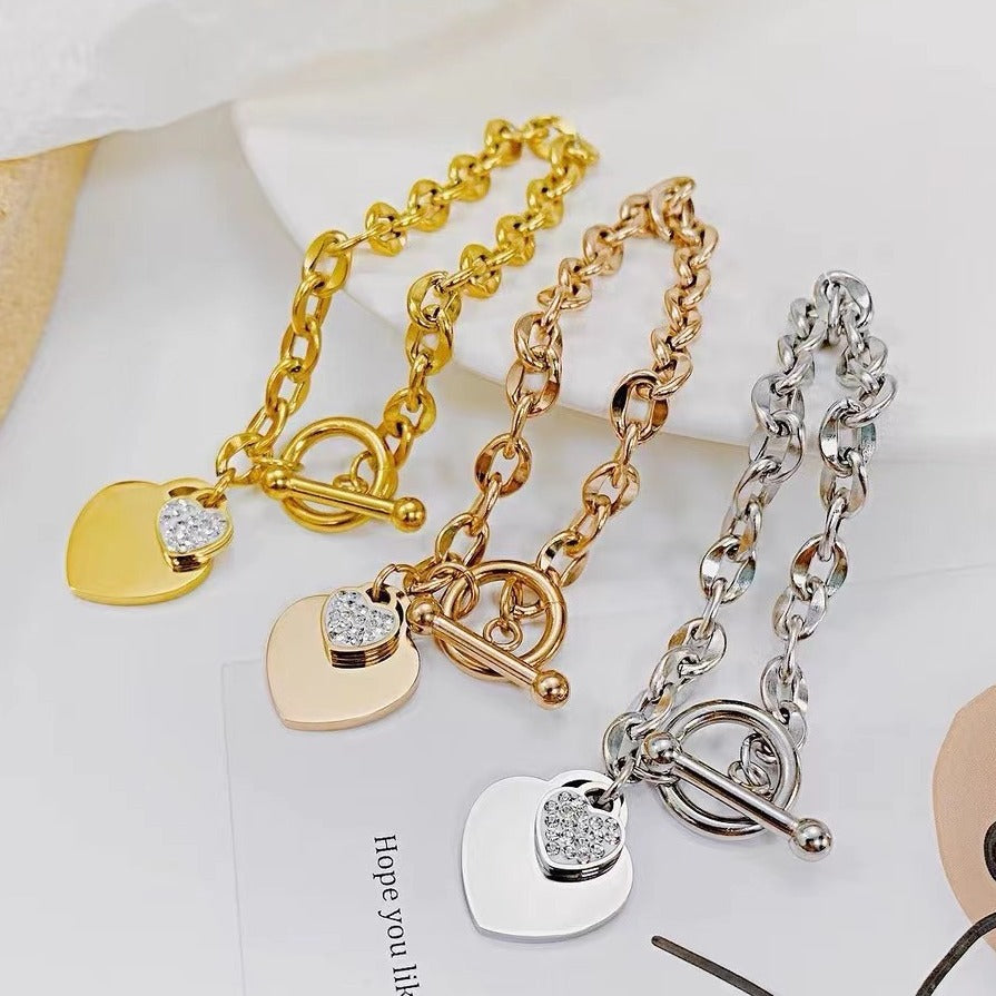 Frauen Herz-förmige Charm Toggle Armband Shop Nory