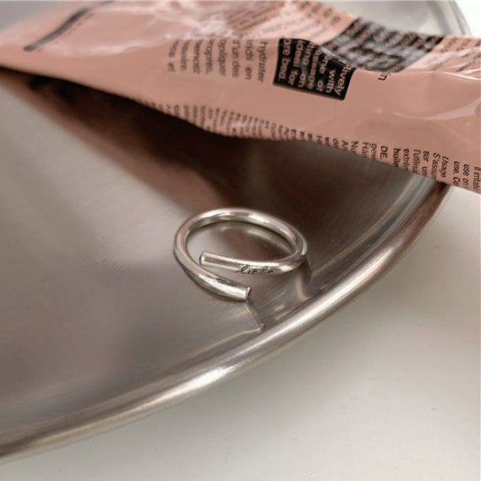 Damen minimalistischer Ring mit filigranem Design und Gravur Shop Nory