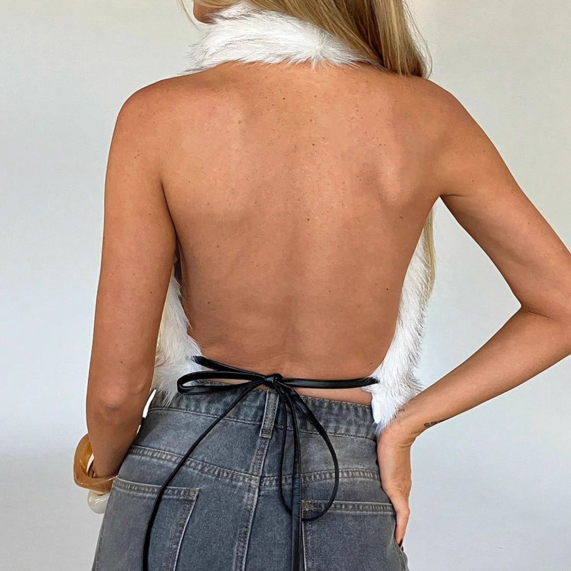 Damen Kurze Weste aus Kunstfell mit Taillengürtel Shopnory