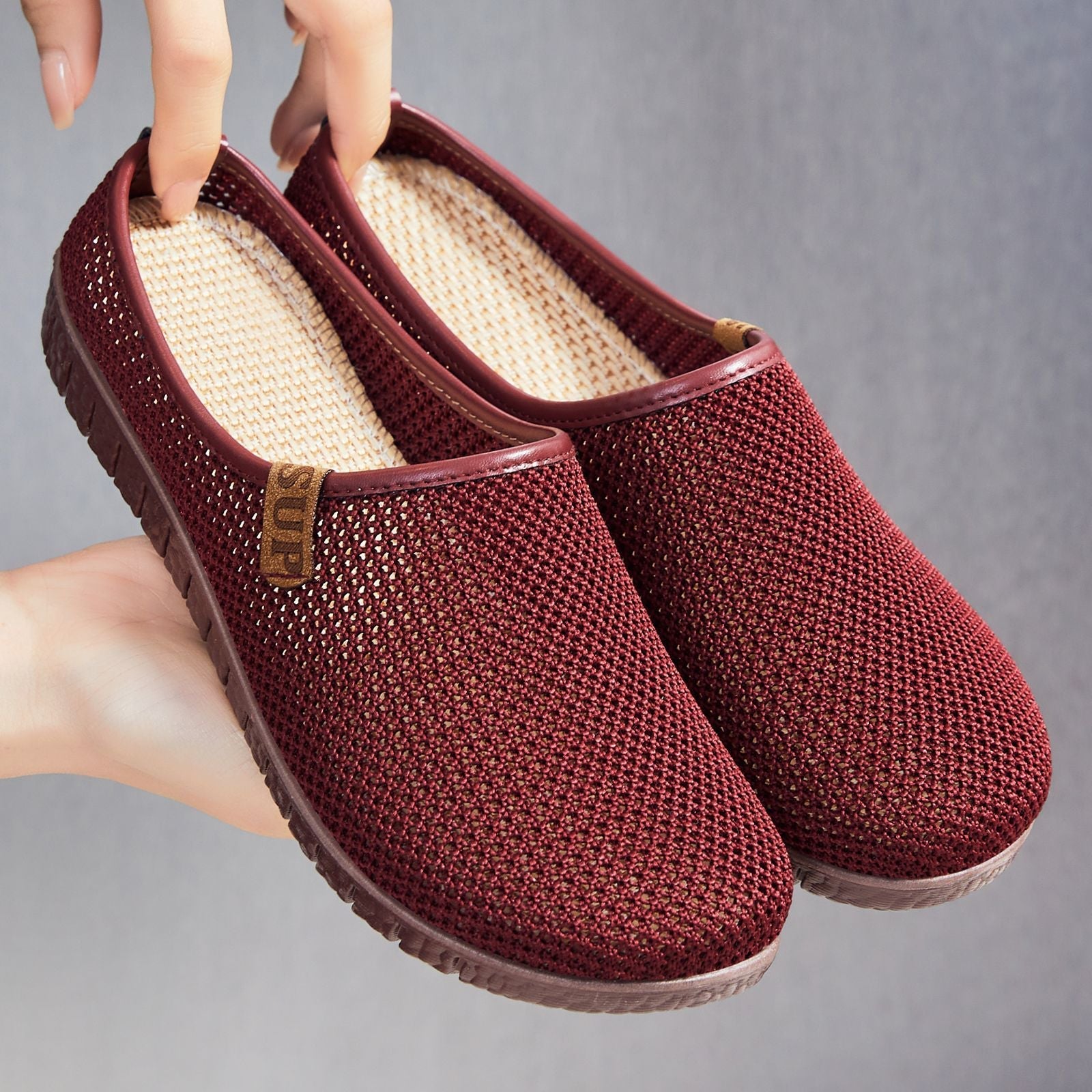 Damen Bequeme Mesh-CLogs mit rutschfester Sohle und atmungsaktivem Design