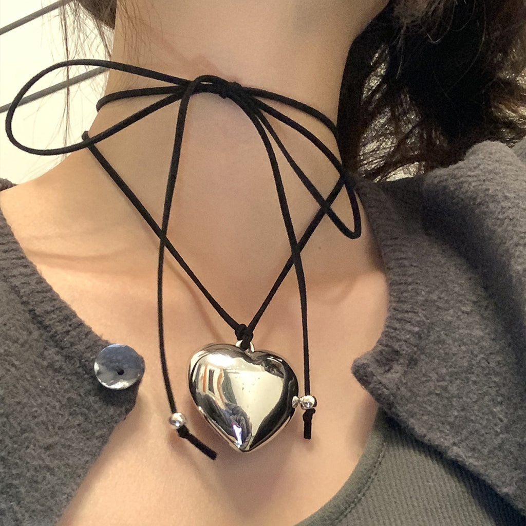 Damen Kette mit herzförmigem Anhänger und verstellbarem Baumwollband Shop Nory