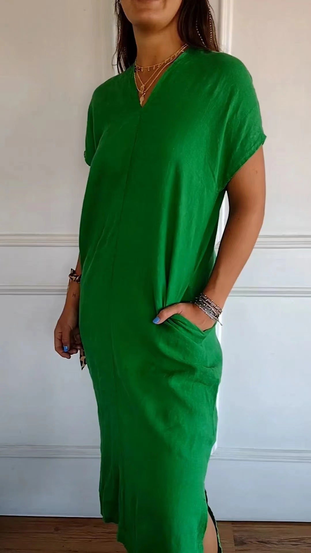 Damen lässiges V-Ausschnitt Kleid mit praktischen Taschen