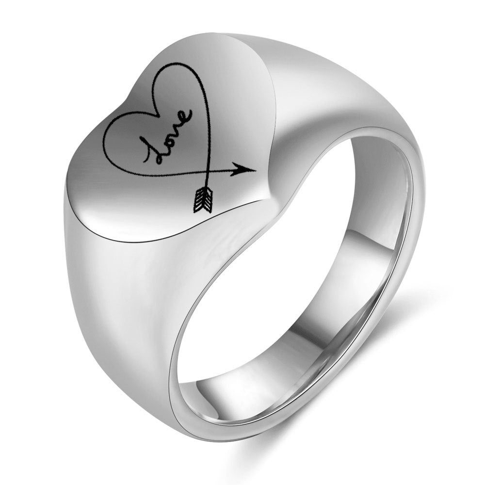 Damen Ring mit herzförmigem Design und eingravierter "Love"-Botschaft Shop Nory
