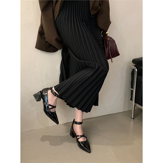 Damen Spitz zulaufende Riemchen‑Mules im Mary‑Jane‑Stil mit verstellbarem Knöchelriemen und geformtem Blockabsatz Shop Nory