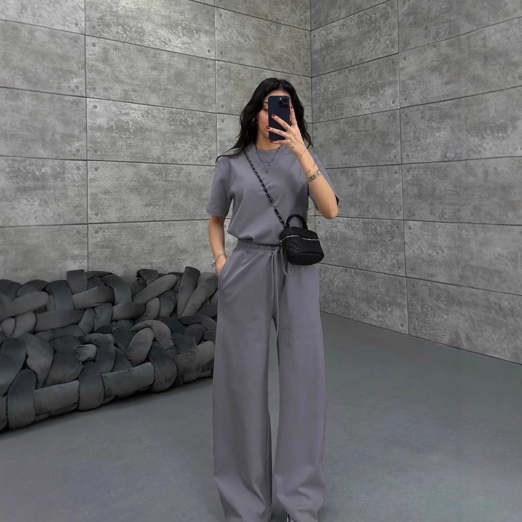 Damen Komfortabler und stilvoller Jumpsuit mit weitem Bein