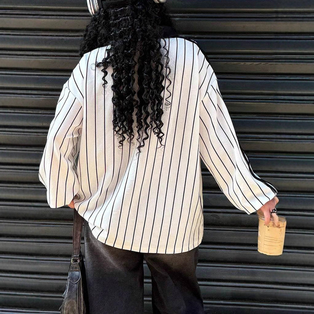 Damen Oversize Baseball-Polo-Shirt mit Nadelstreifen, V-Ausschnitt und Kordel Shop Nory