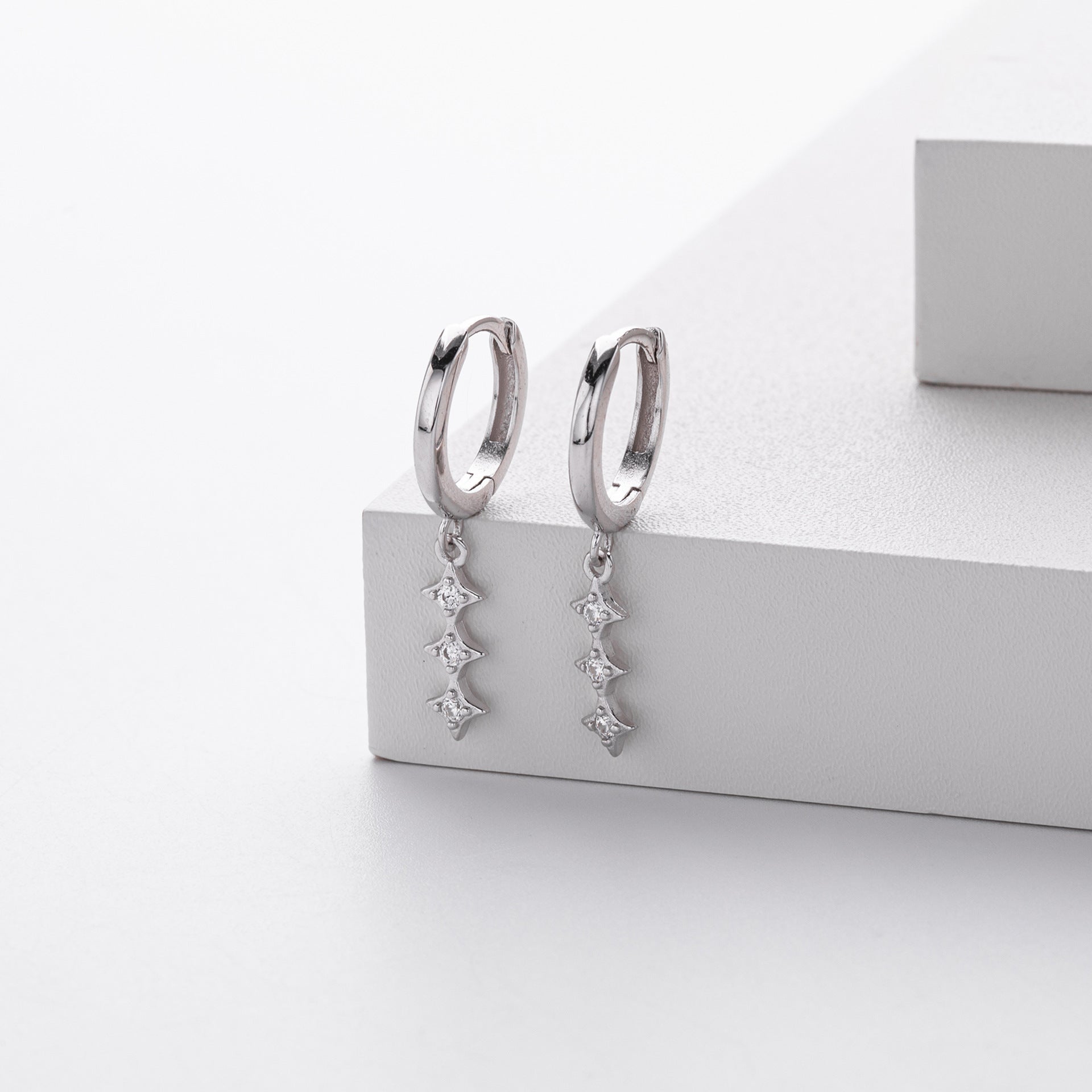 Damen Ohrhänger mit Zirkon-Anhängern aus hochwertigem 925 Sterlingsilber Shop Nory