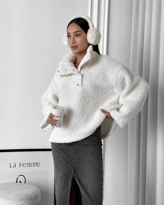 Damen Oversized Teddy-Pullover mit halber Druckknopfleiste und Stehkragen Shop Nory