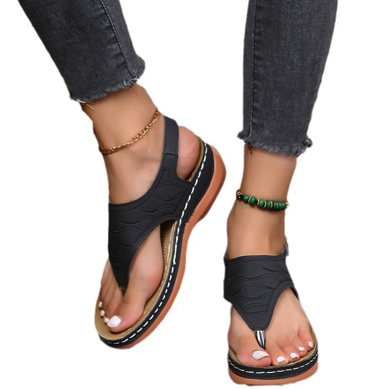 Damen Keil-Sandalette mit verstellbarem Fersenriemen und gesteppter Wildlederoptik Shop Nory