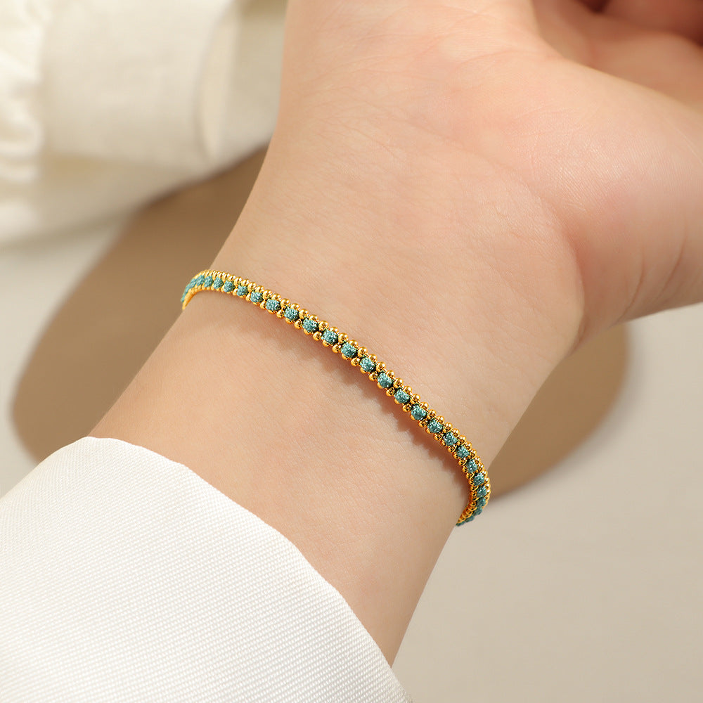 Damen romantisches Armband mit funkelnden roten Zirkonia Shop Nory