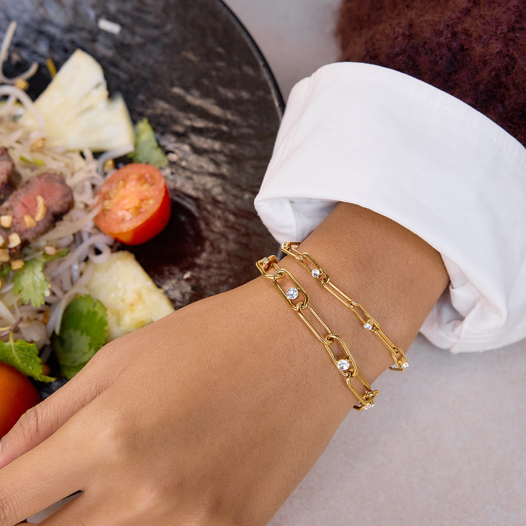 Damen elegantes Armband mit funkelnden Zirkonia-Details aus hypoallergenem Edelstahl Shop Nory