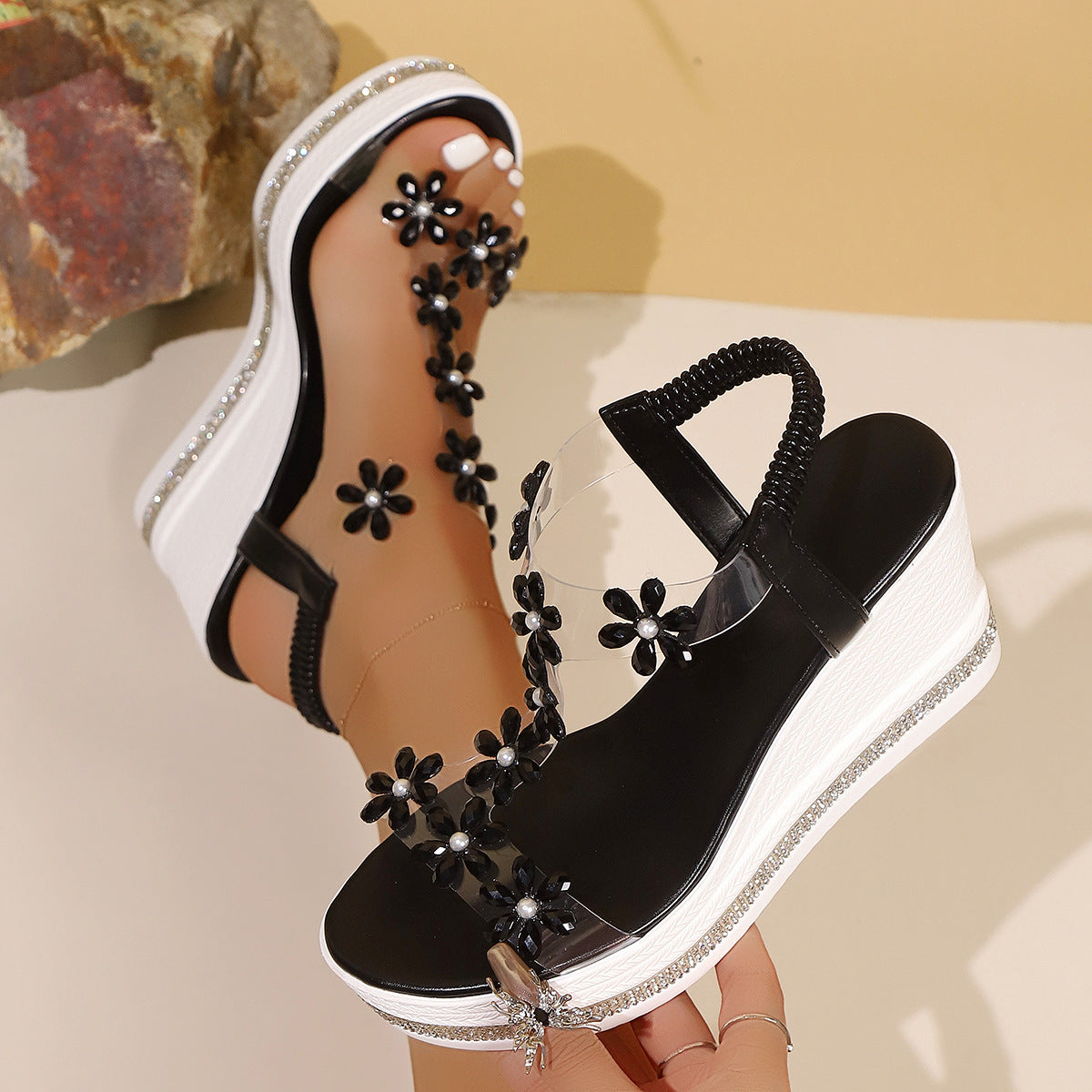 Damen Plateau-Sandalen mit funkelndem Schmetterlingsdesign