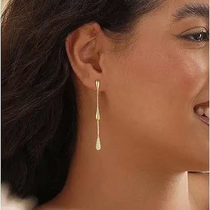 Damen Ohrhänger mit stilvollem Tropfen-Design und funkelnden Akzenten Shop Nory