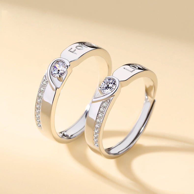 Damen Trauring-Set mit funkelnden Zirkonia und romantischer Gravur Shop Nory