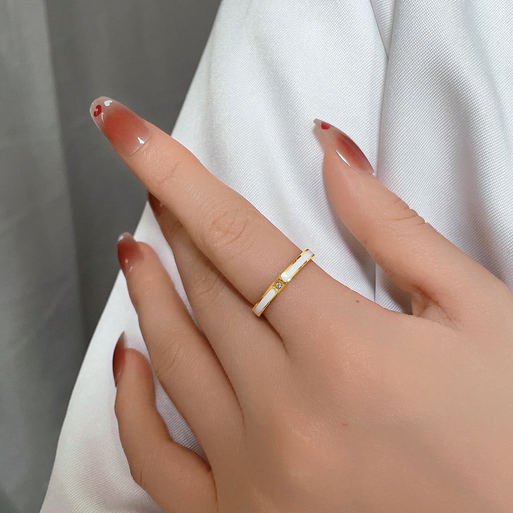 Damen Stilvoller Minimalistischer Ring mit Zirkonia Shop Nory