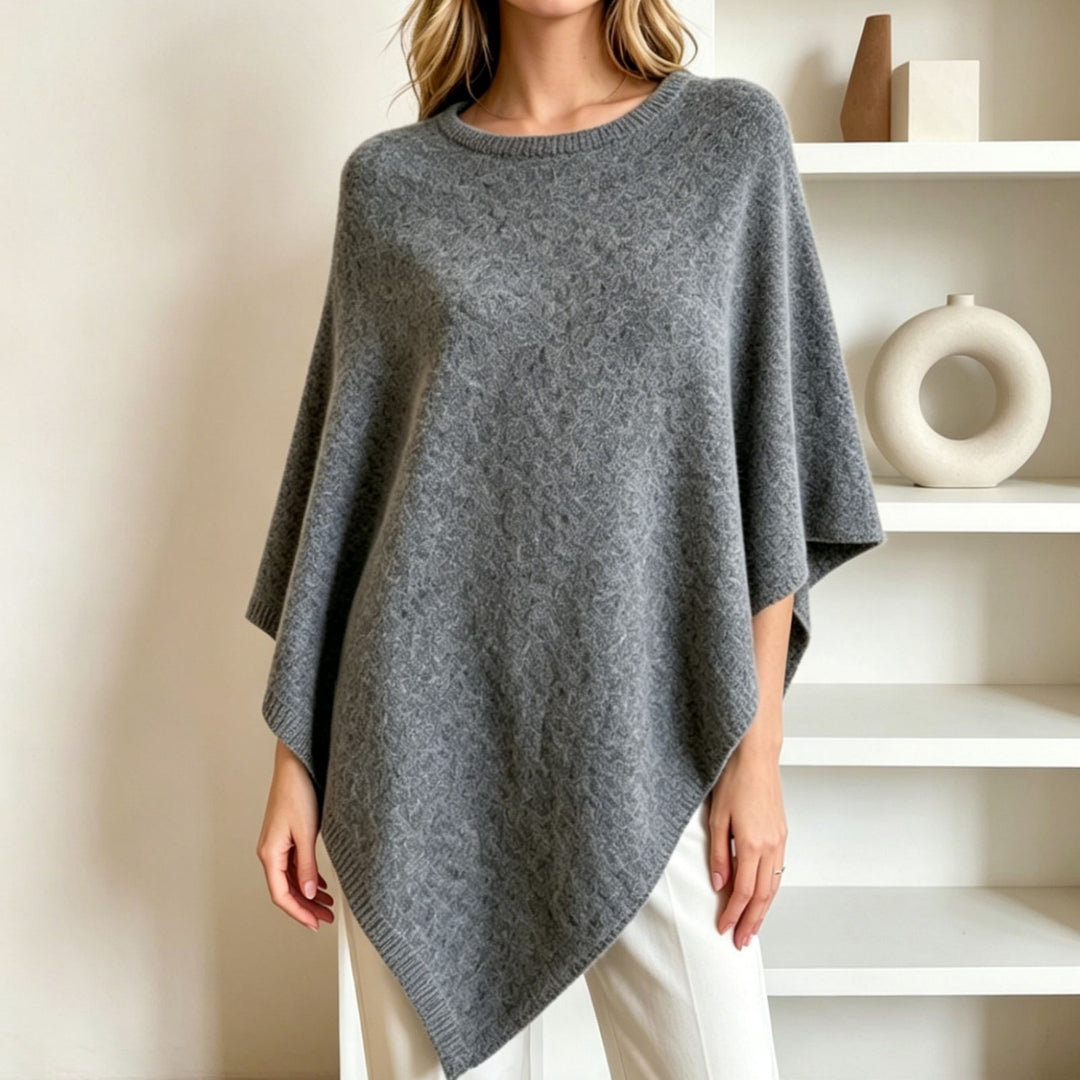 Damen Oversize Strickponcho mit weitem Rundhalsausschnitt Shop Nory