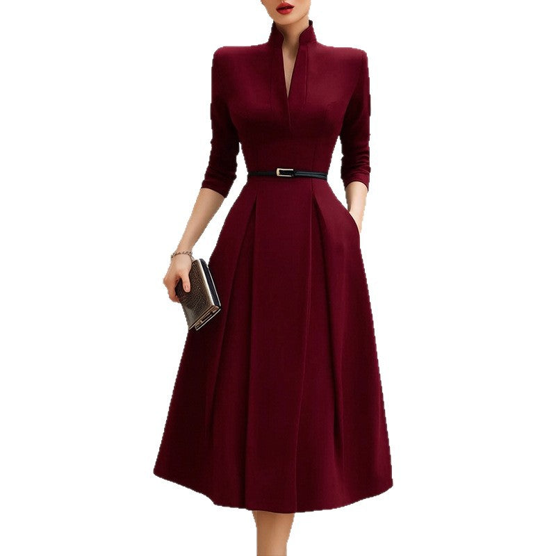 Damen Stilvolles Maxikleid mit tailliertem Schnitt Shop Nory