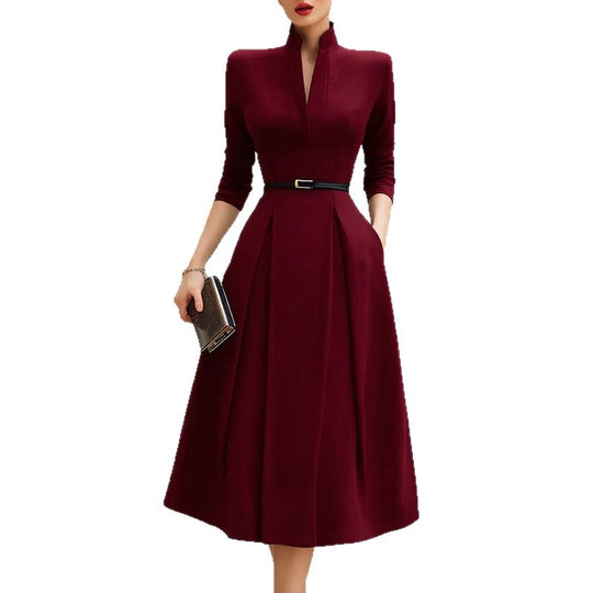 Damen Stilvolles Maxikleid mit tailliertem Schnitt Shop Nory