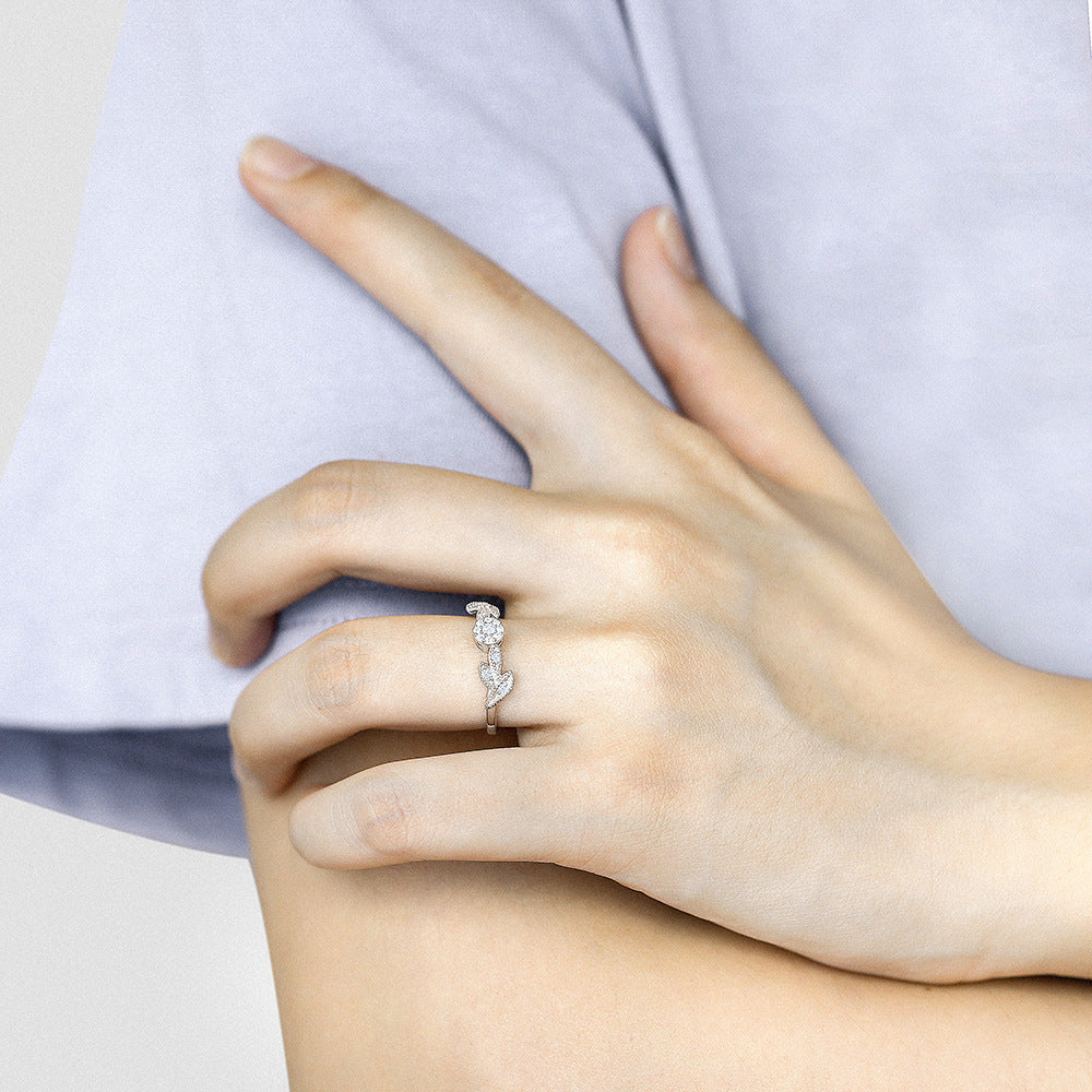 Damen Ring mit floralen Elementen und funkelndem Zirkonia-Besatz Shop Nory