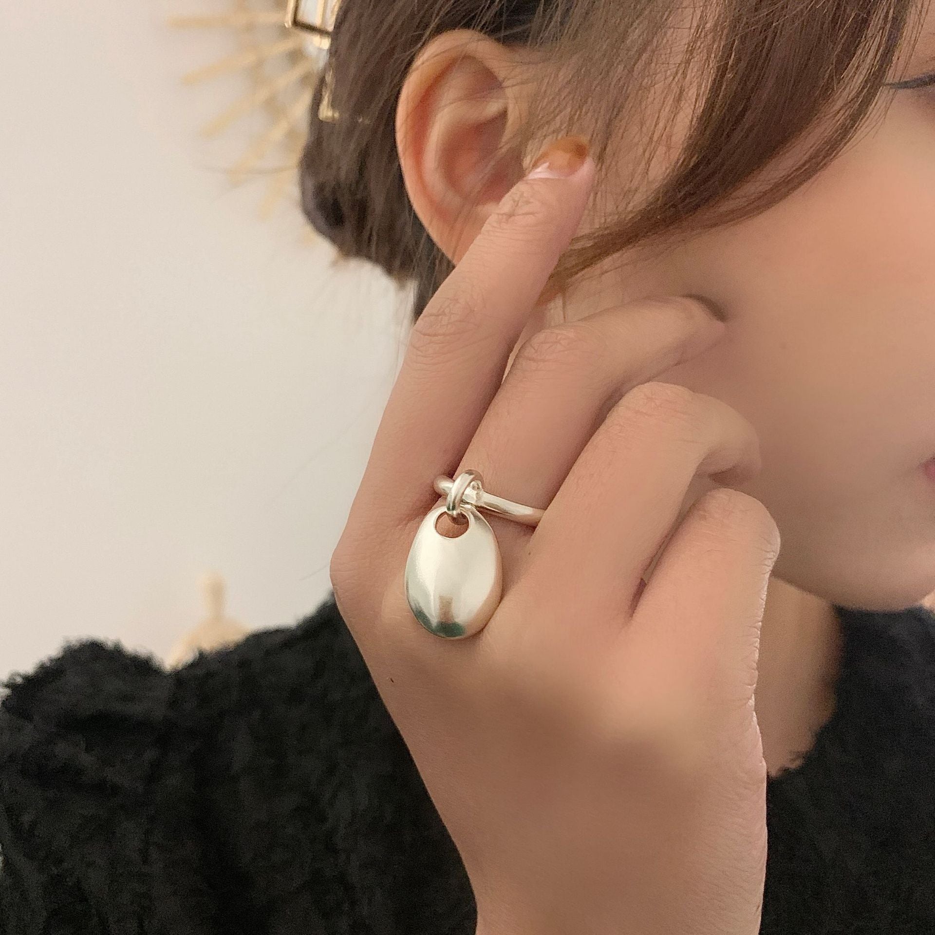 Damen modischer Ring mit einzigartigem Anhänger Shop Nory