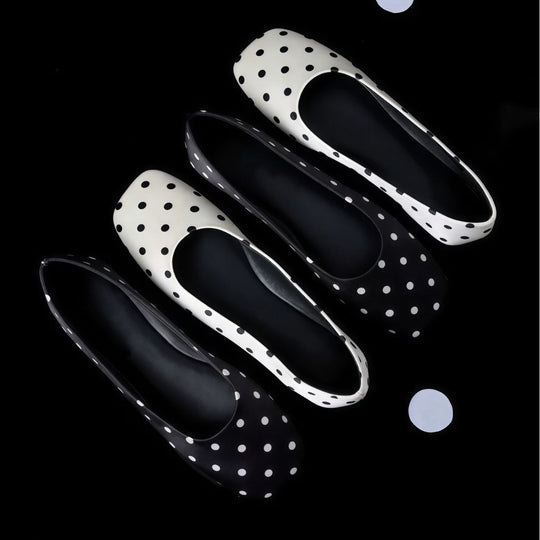 Damen Ballerinas mit quadratischer Zehenform und glänzender Oberfläche