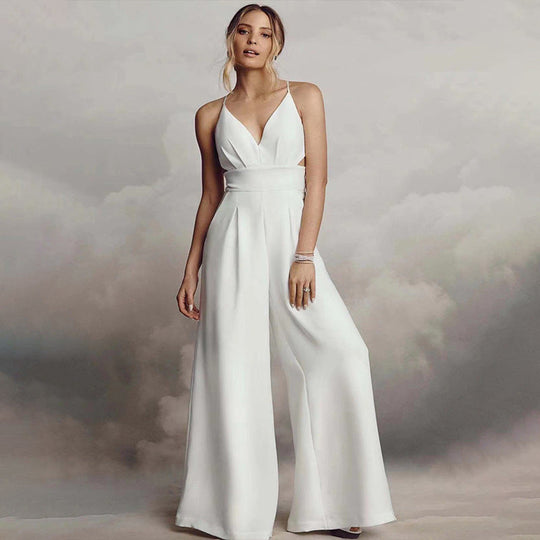 Damen Jumpsuit mit Elegantem V-Ausschnitt und Fließendem Bein