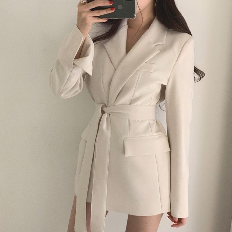 Damen Eleganter Blazer mit asymmetrischem Schnitt und modischen Details