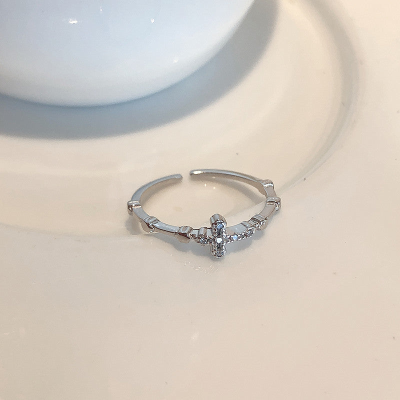 Damen Glänzender Zirkonia Ring mit eleganter Baguette-Fassung Shop Nory