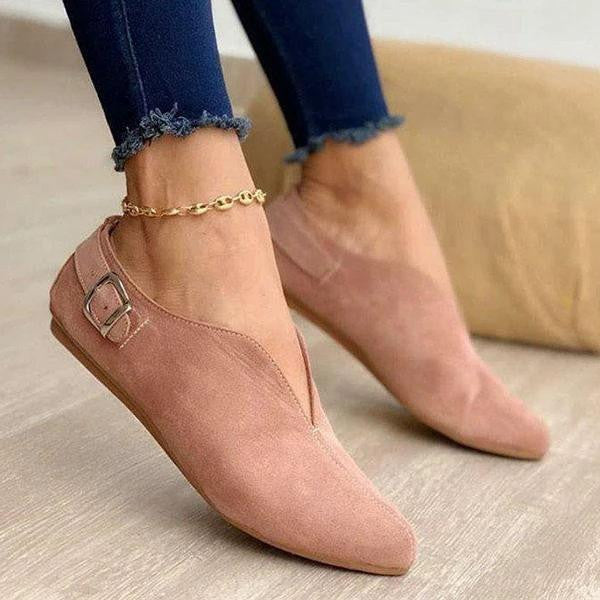 Damen Flache Slipper-Ballerina mit spitz zulaufender Vorderkappe, V‑Ausschnitt und Zierschnalle Shop Nory