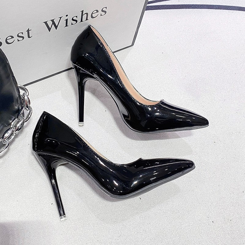 Damen elegante spitze High Heels mit glänzendem Finish
