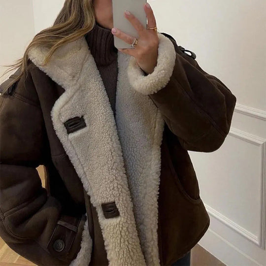 Damen Warme Lammfelljacke mit bequemem Schnitt