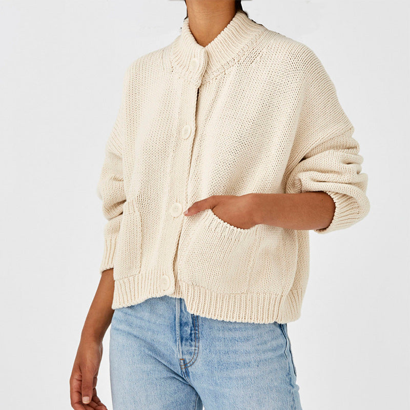 Damen Kurzer Boxy-Cardigan aus Grobstrick mit hoher Knopfleiste und Eingrifftaschen Shop Nory