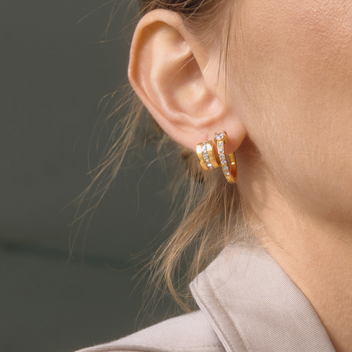 Damen Creolen mit funkelnden Zirkonia aus hypoallergenem Edelstahl Shop Nory