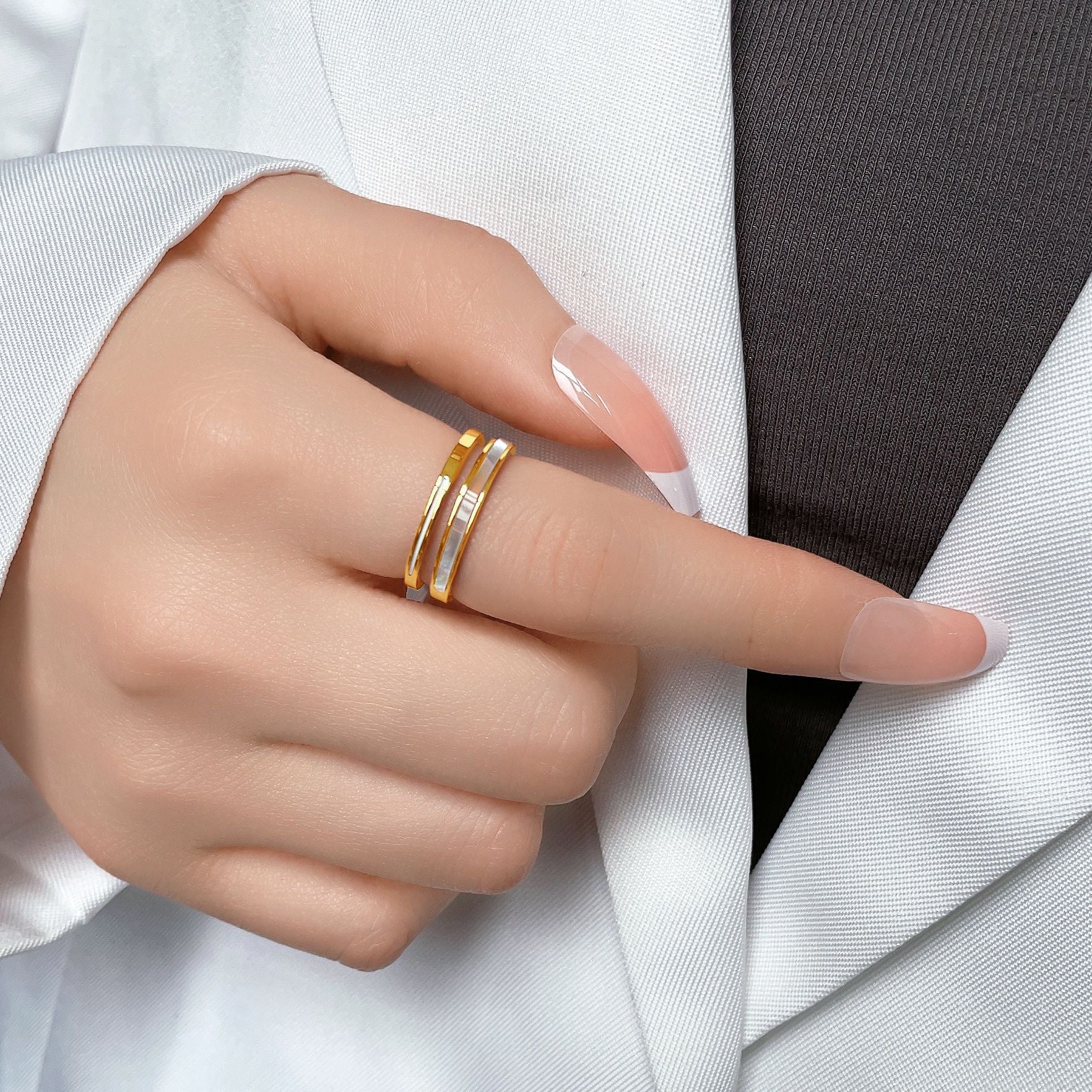 Damen eleganter Ring mit überlappendem Design Shop Nory