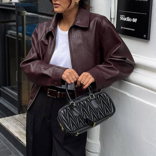 Damen nan kurze Oversize-Lederjacke mit Hemdkragen, sichtbarem Reißverschluss und lässiger Silhouette Shop Nory