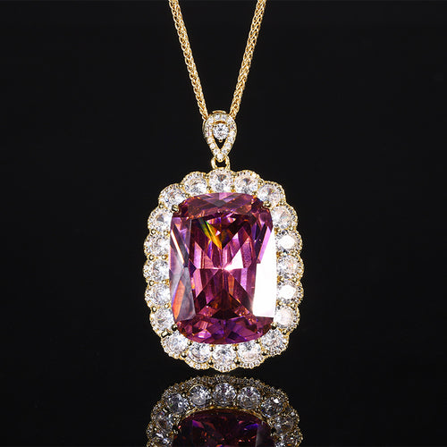 Kissen-Schliff Halo Anhänger Halskette mit Mikro-Pavé Cubic Zirconia und vergoldeter Rope-Kette