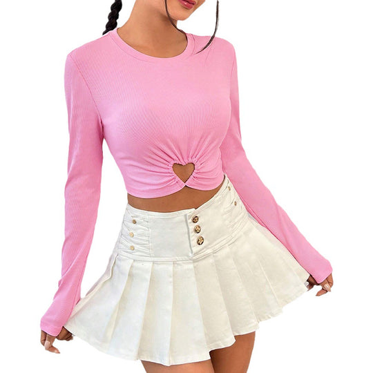 Damen gerafftes Crop-Top mit Herz-Cutout, langärmlig und feiner Rippstruktur Shop Nory