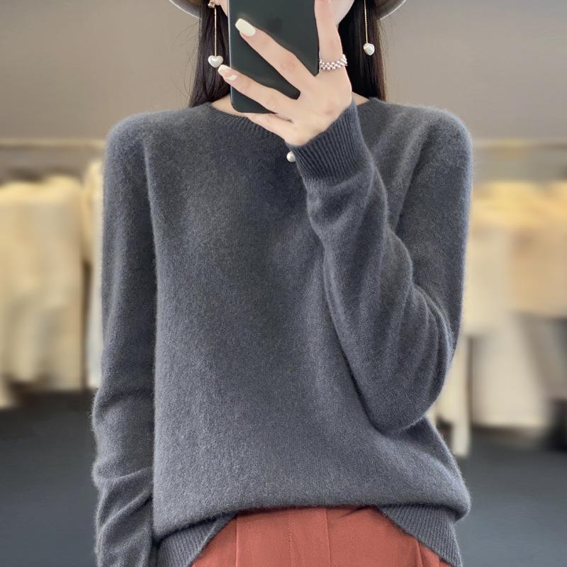 Damen Lockerer Feinstrick-Pullover mit Rundhalsausschnitt und flauschiger Angora-Optik Shop Nory